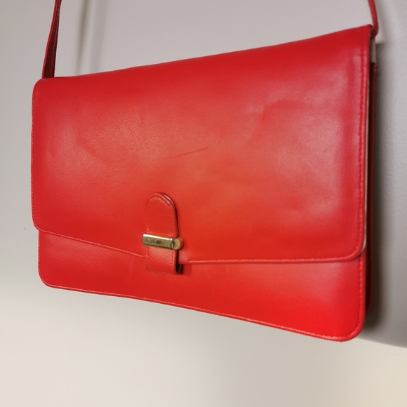 *Vintage* Canadian Made Cabrelli Clutch - Picture 4 of 7